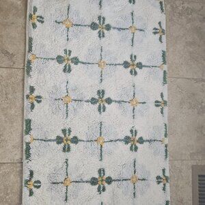 Anthropologie bath rug